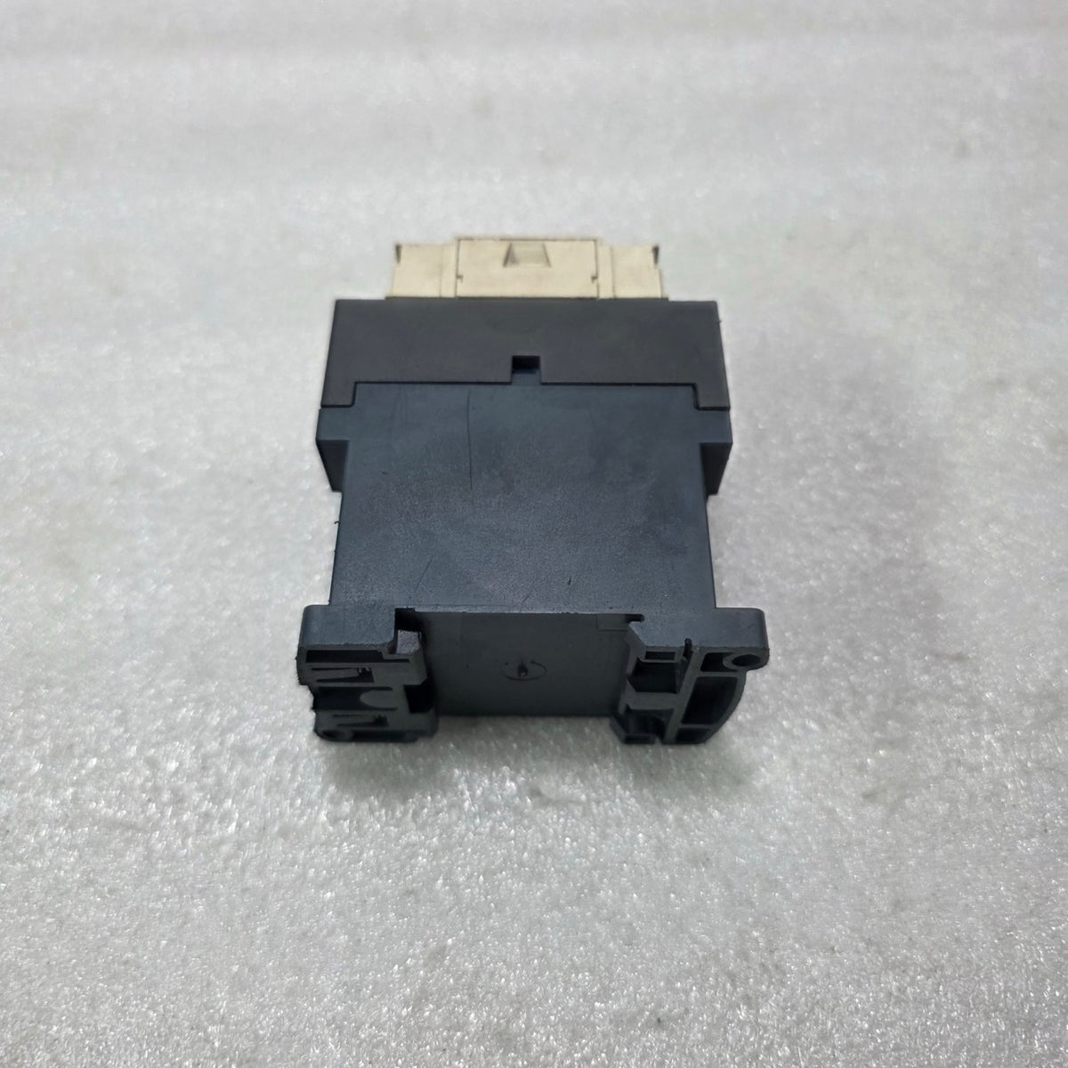TELEMECANIQUE LC1D096BL CONTACTOR WITH LAD4TBDL 24V DC
