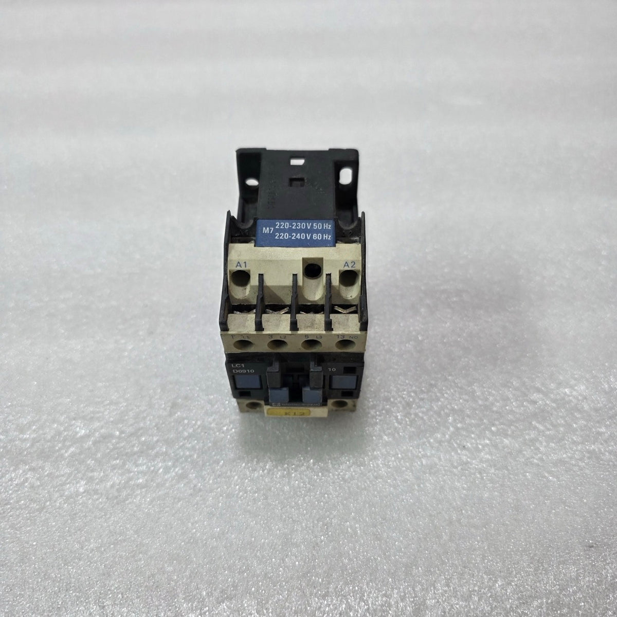 TELEMECANIQUE LC1 D0910 AC CONTACTOR 25A 220-230V 50/60HZ 1NC