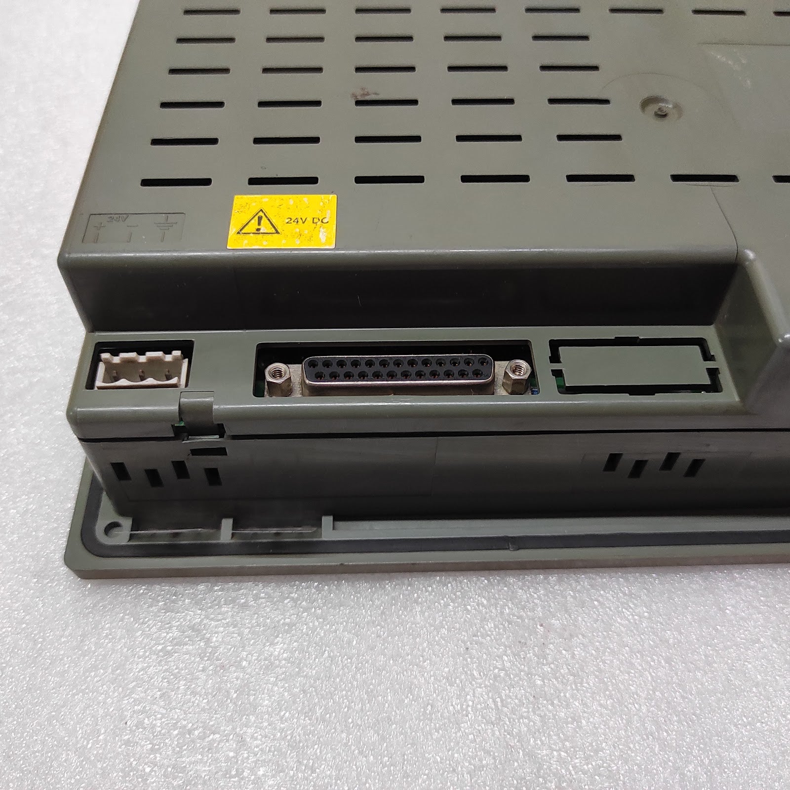 TELEMECANIQUE MAGELIS XBT-P022010 HMI