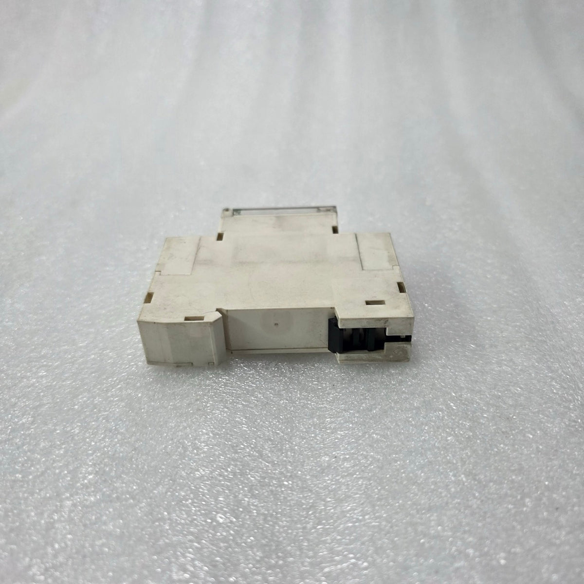 TELEMECANIQUE RE11RCMU MULTIFUNCTION TIME RELAY 0.1S–100H | 24VDC / 240VAC TIMER