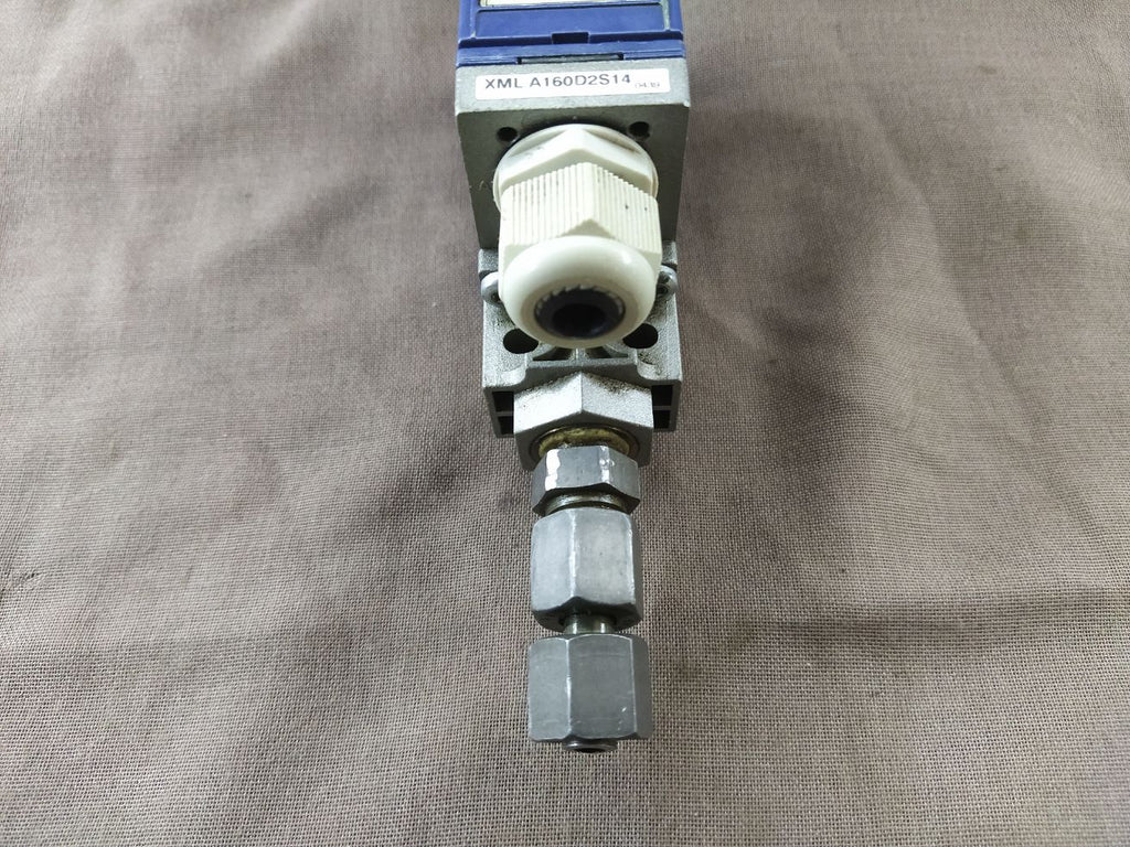 Telemecanique Nautilus XML A160D2S14 Pressure Switch XMLA160D2S14