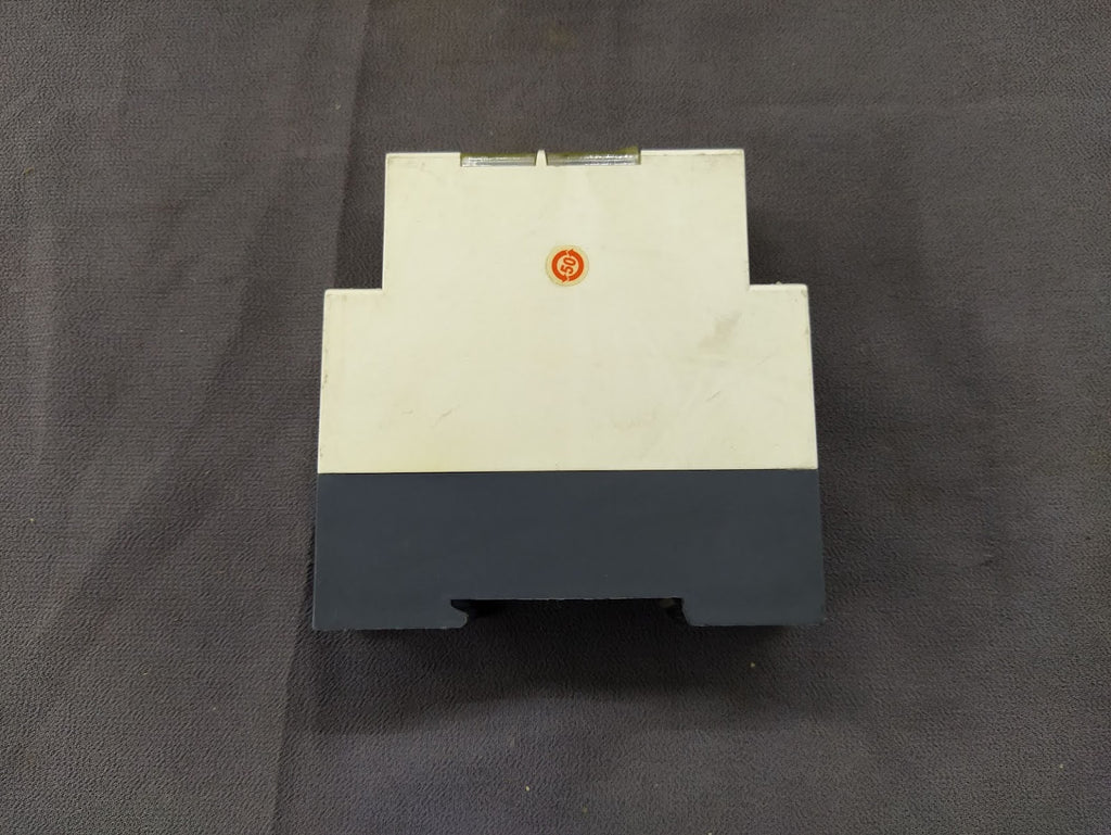 LOT OF 3 X TELEMECANIQUE RM4TG20 THREE PHASE NETWORK CONTROL RELAY X LOT OF 3