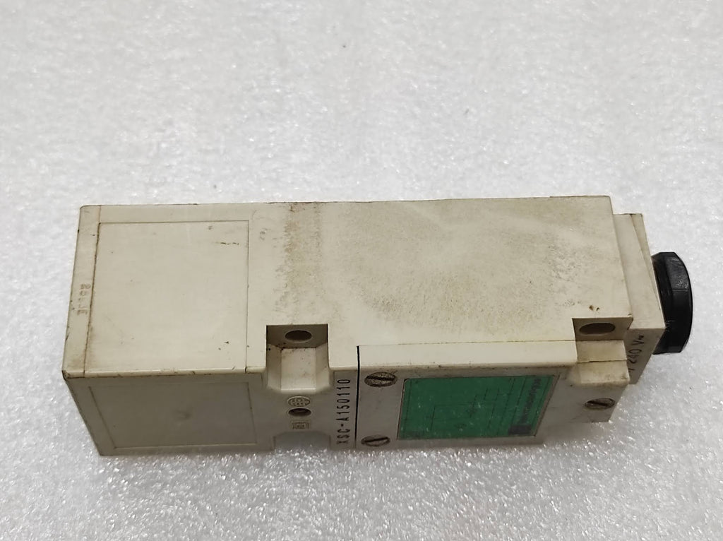 TELEMECANIQUE XSC-A150110 INDUCTIVE SENSOR