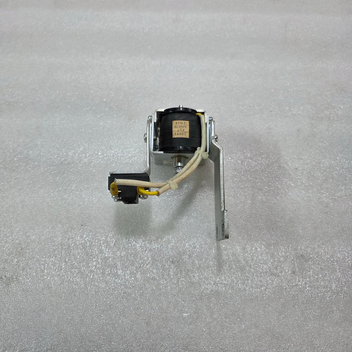 TERASAKI AVH-1 VOLTAGE TRIP DEVICE (NA-5977-1-3) | 420–480V AC |