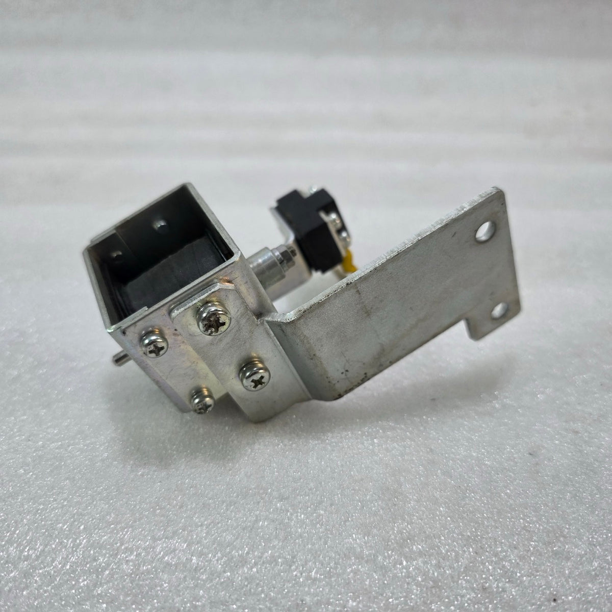 TERASAKI AVH-1 VOLTAGE TRIP DEVICE (NA-5977-1-3) | 420–480V AC |