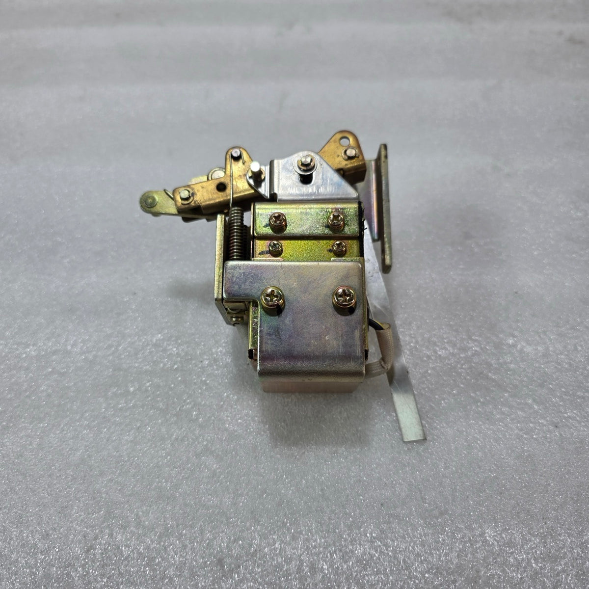 TERASAKI AVI-2 MAGNET HOLD TRIGGER UNIT | ELECTROMAGNETIC TRIP
