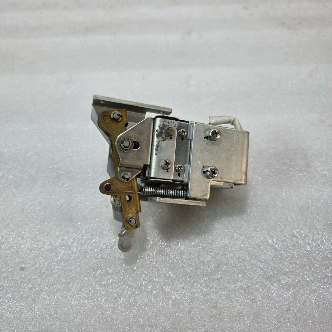 TERASAKI AVI-2 MAGNET HOLD TRIGGER UNIT | ELECTROMAGNETIC TRIP