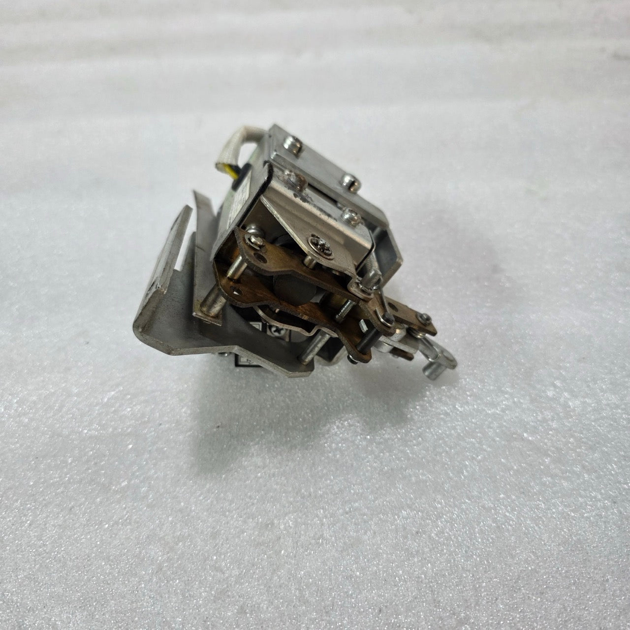 TERASAKI AVI-2 MAGNET HOLD TRIGGER UNIT | ELECTROMAGNETIC TRIP