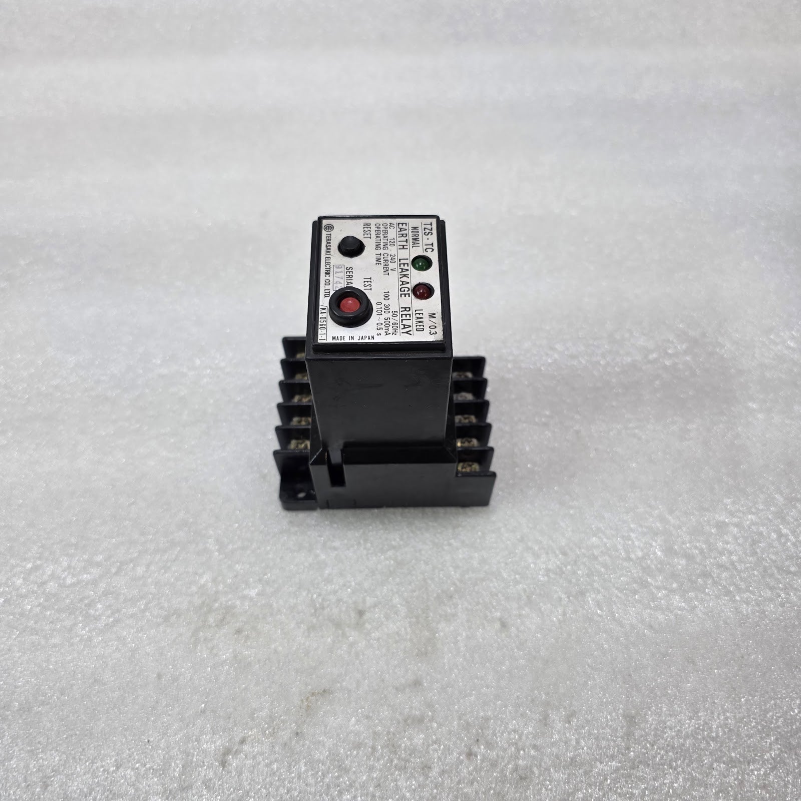 TERASAKI TZS-TC M/0.3 EARTH LEAKAGE RELAY 120-240V 100-500mA 50/60Hz PRE-OWNED
