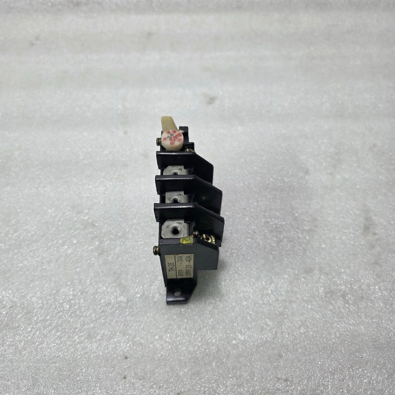 TH-35 34A THERMAL OVERLOAD RELAY 28–40A MOTOR PROTECTION RELAY