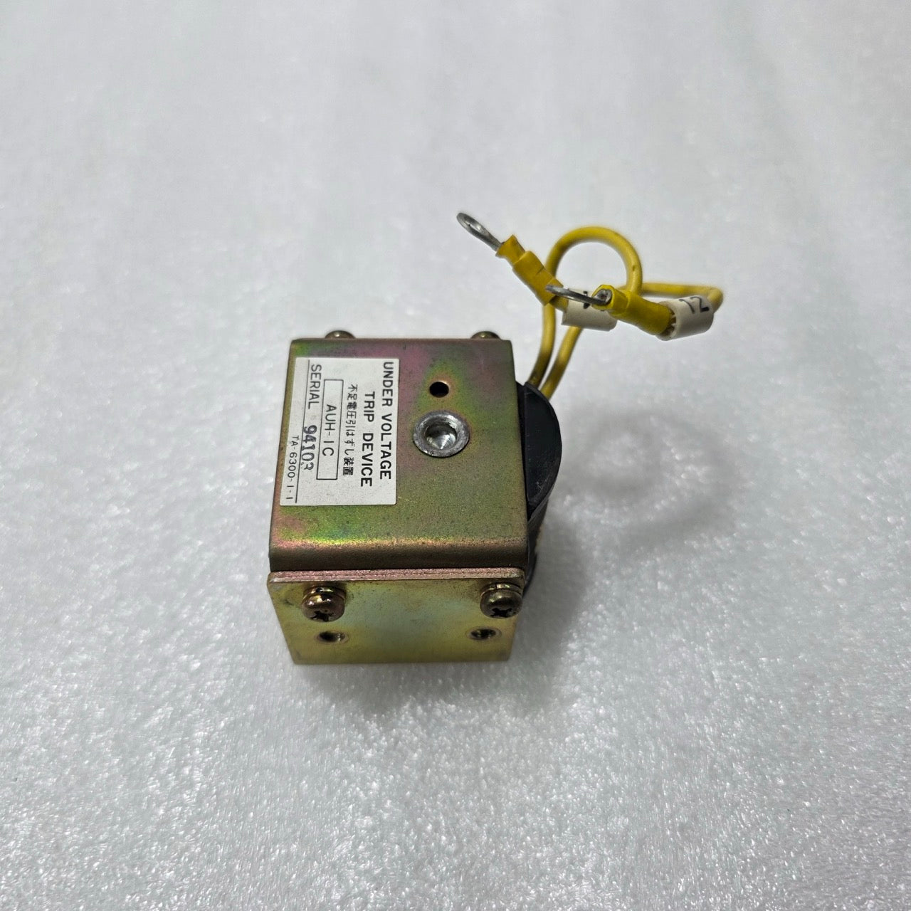 UNDER VOLTAGE TRIP DEVICE AUH-IC TA-6300-1-1 | INDUSTRIAL PROTECTION RELAY