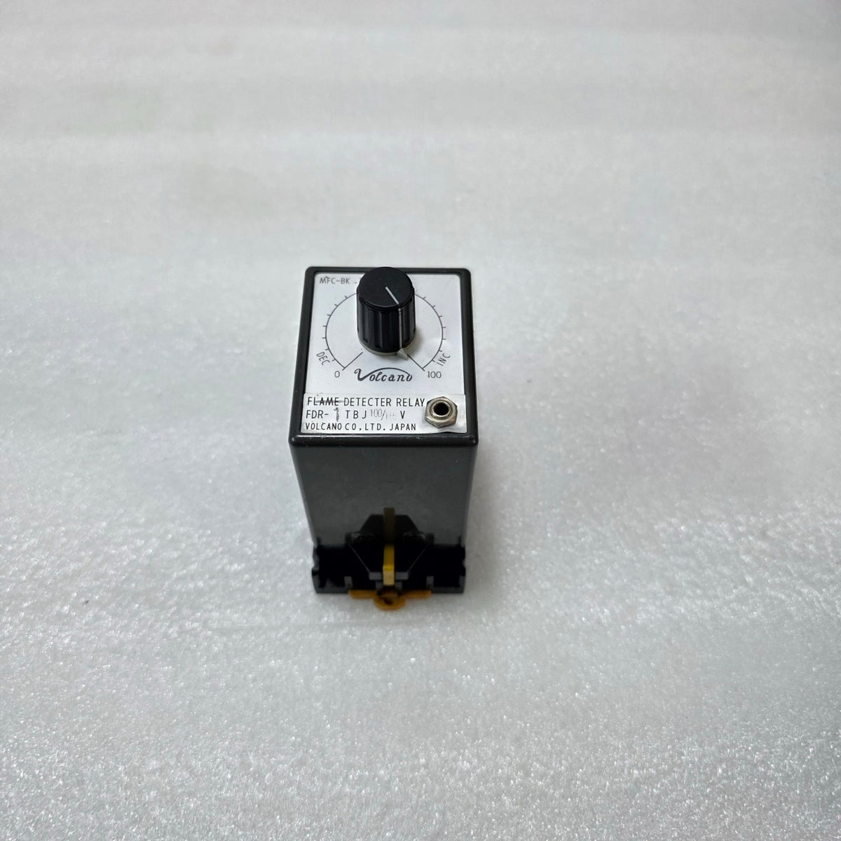 VOLCANO FDR-1TBJ FLAME DETECTOR RELAY | BURNER FLAME MONITORING CONTROLLER