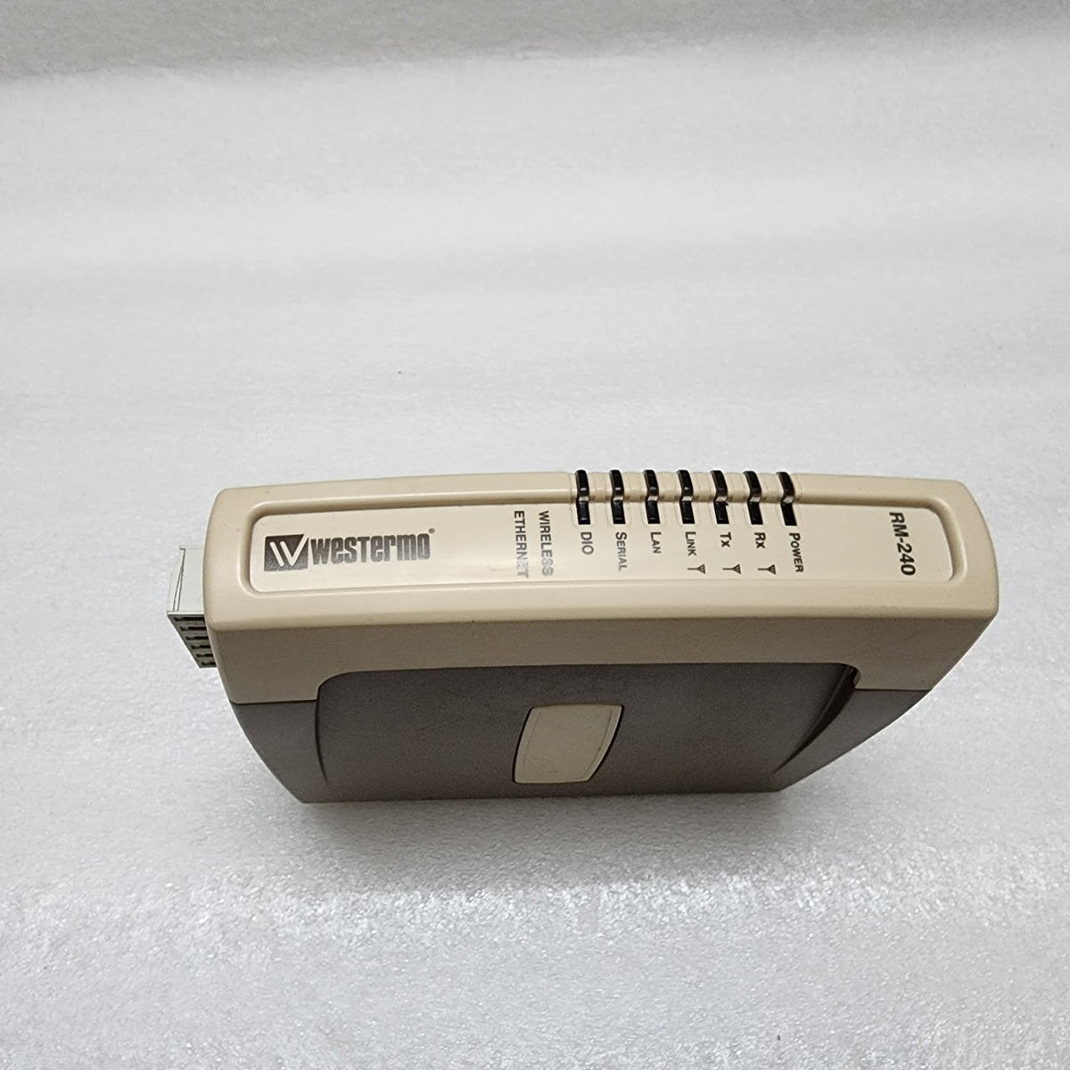 WESTERMO RM-240 WIRELESS INDUSTRIAL ETHERNET SWITCH 9-30VDC WITHOUT ANTENNA