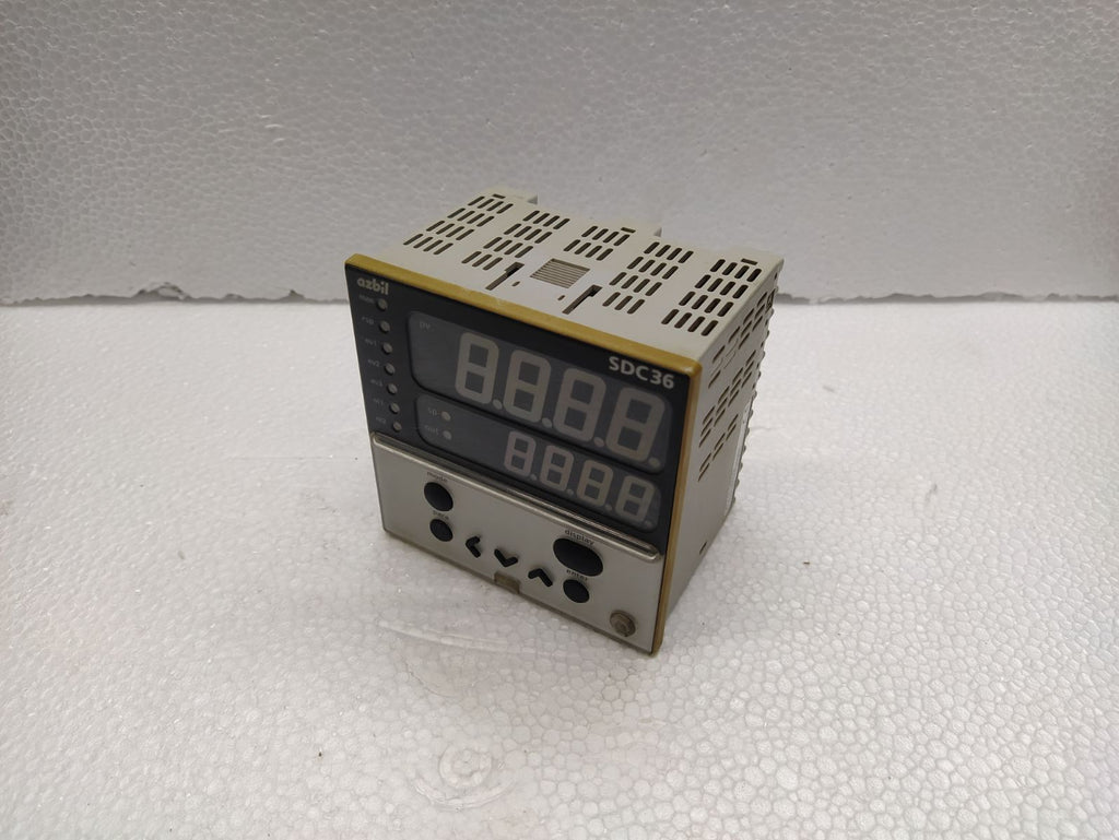 Yamatake Azbil SDC 36 Digital Indicating Controller C36TC0UA4000 SDC36 100-240V