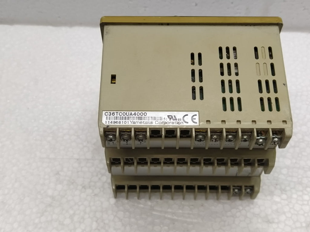 Yamatake Azbil SDC 36 Digital Indicating Controller C36TC0UA4000