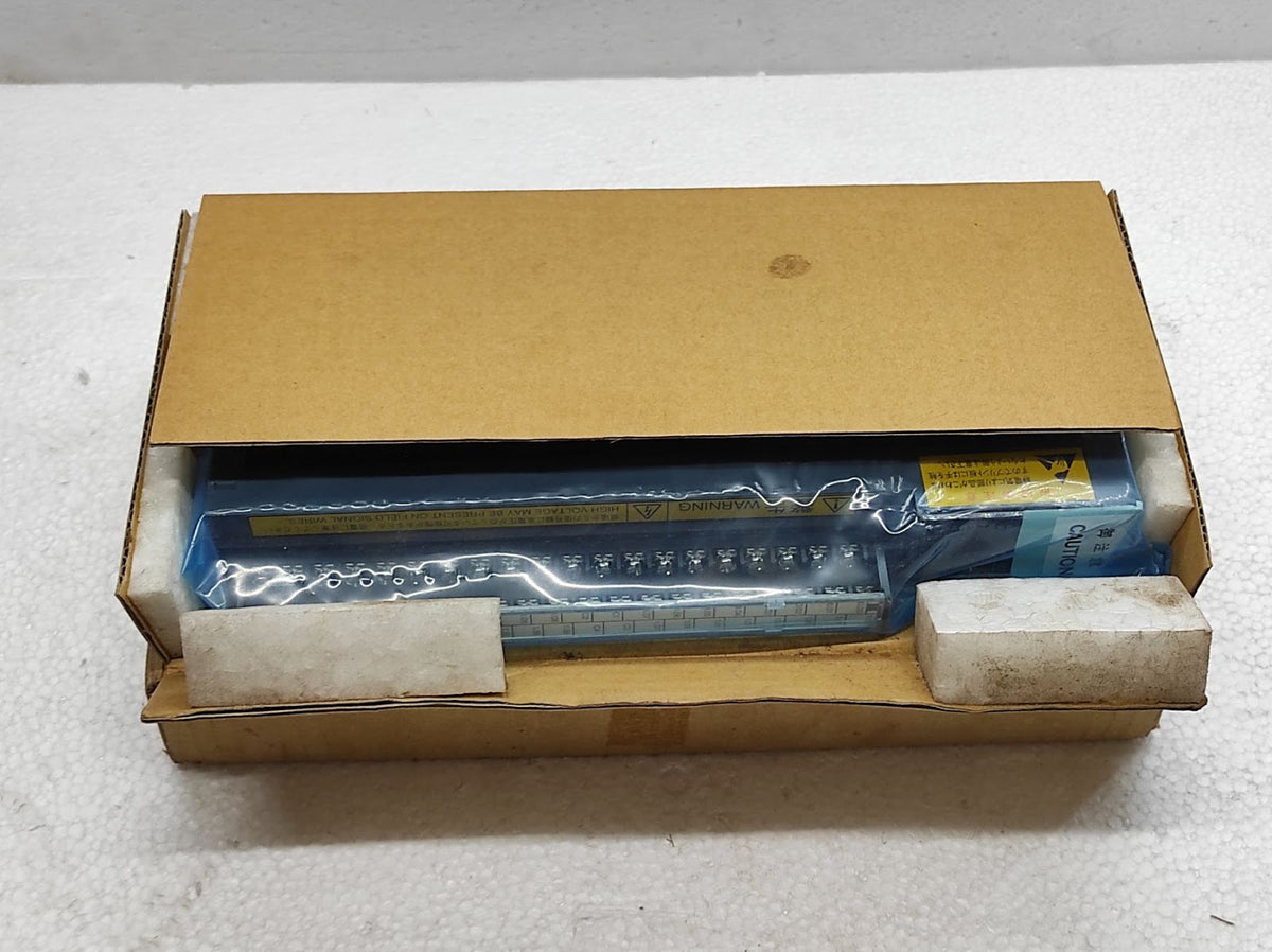YAMATAKE HONEYWELL 511-0276 RELAY 32PT OUT 2A 5110276