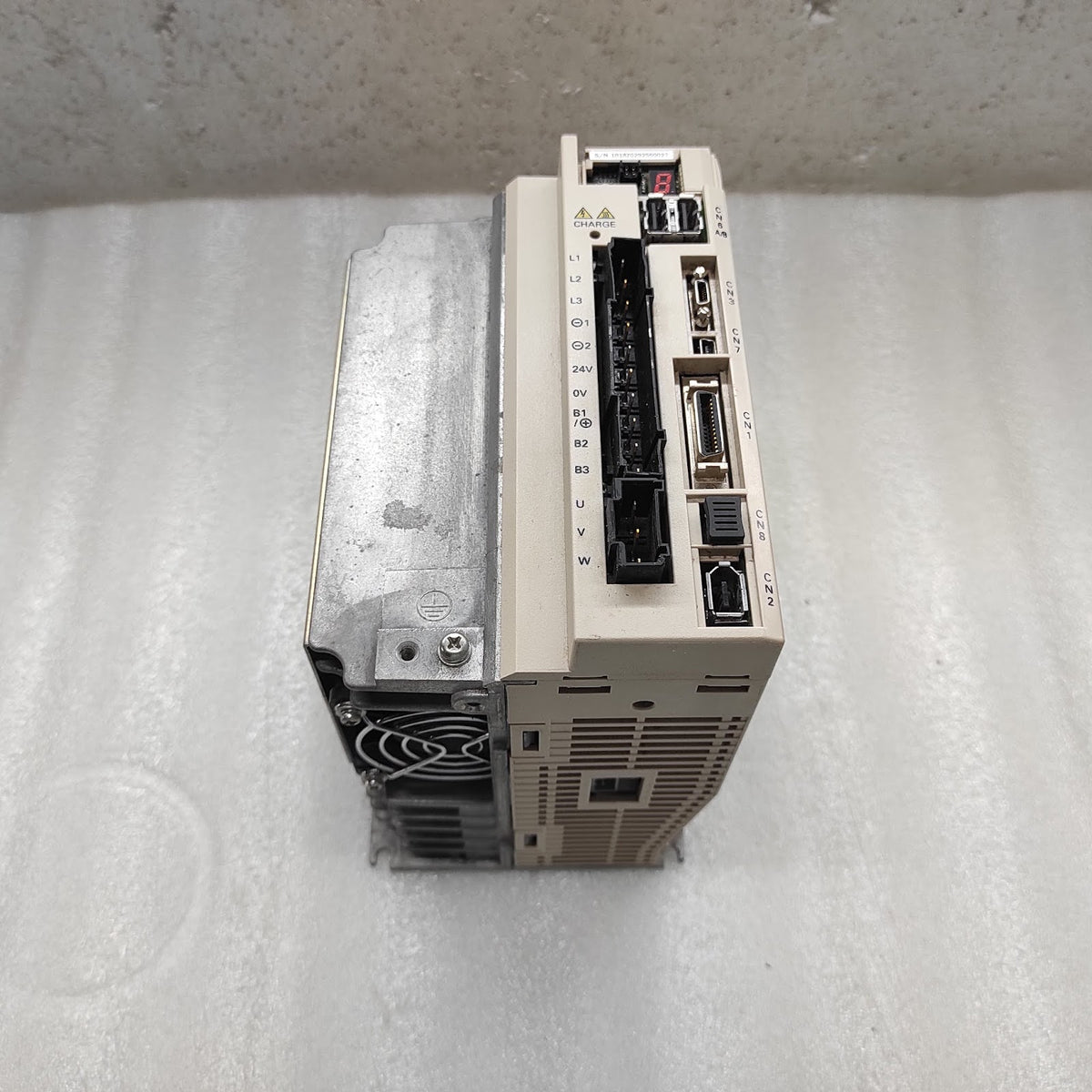 YASKAWA SGDV-1R9D11A020000 SERVOPACK
