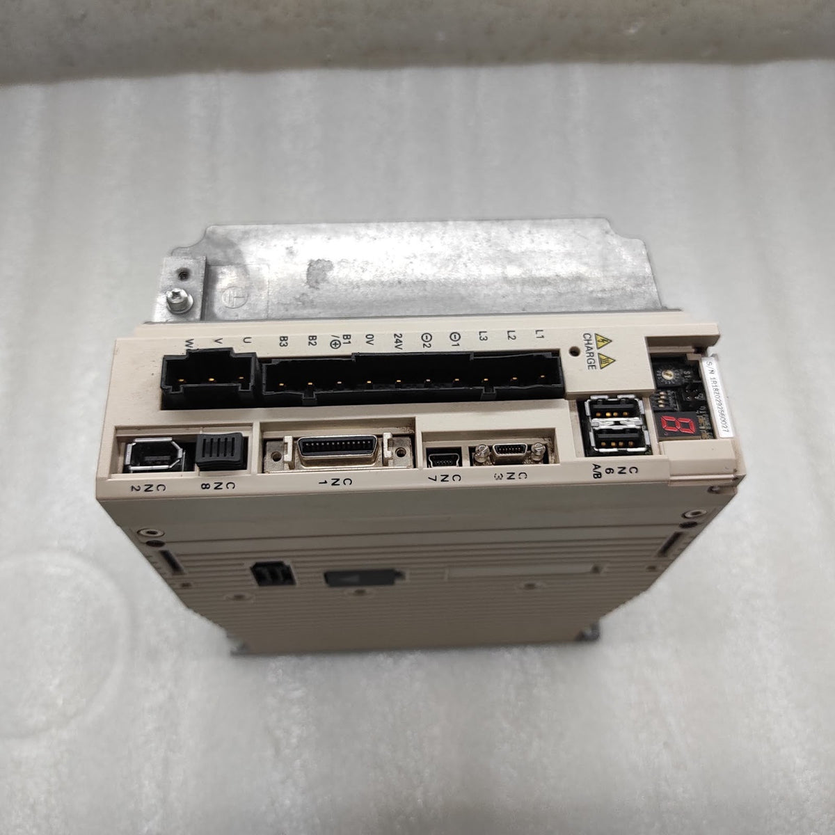 YASKAWA SGDV-1R9D11A020000 SERVOPACK