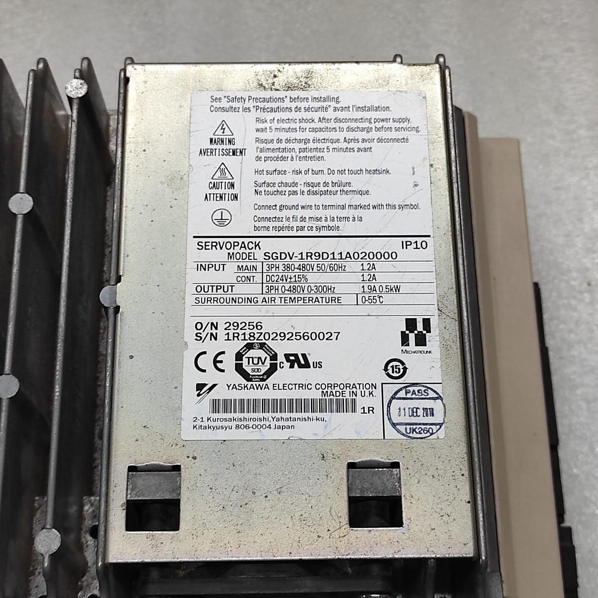 YASKAWA SGDV-1R9D11A020000 SERVOPACK