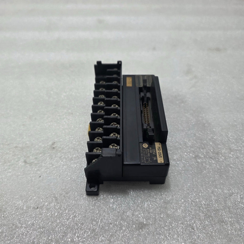YOSHIDA ELEC PSD-20V3 PLC I/O TERMINAL BLOCK BOARD 20 POINT 125V 1A