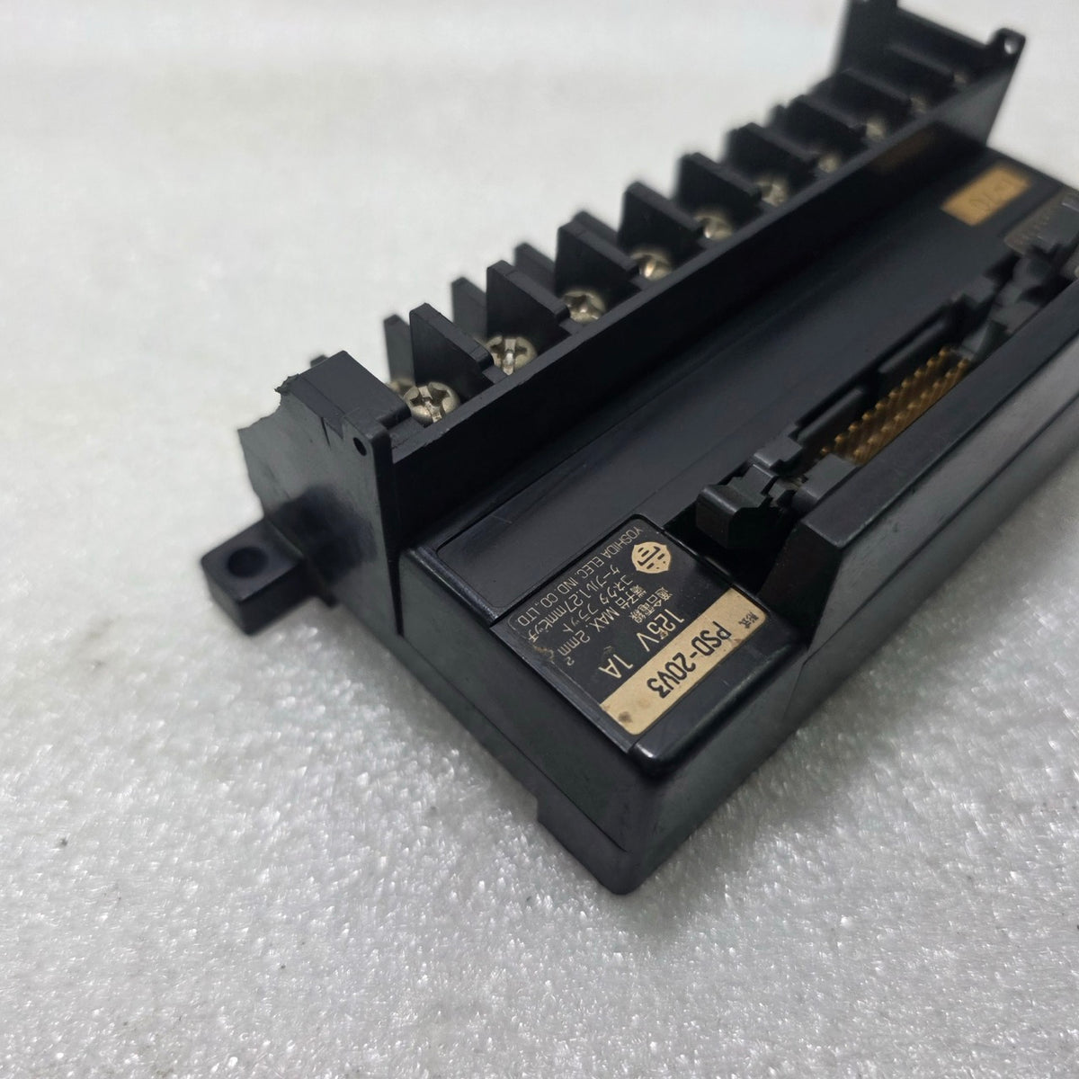YOSHIDA ELEC PSD-20V3 PLC I/O TERMINAL BLOCK BOARD 20 POINT 125V 1A