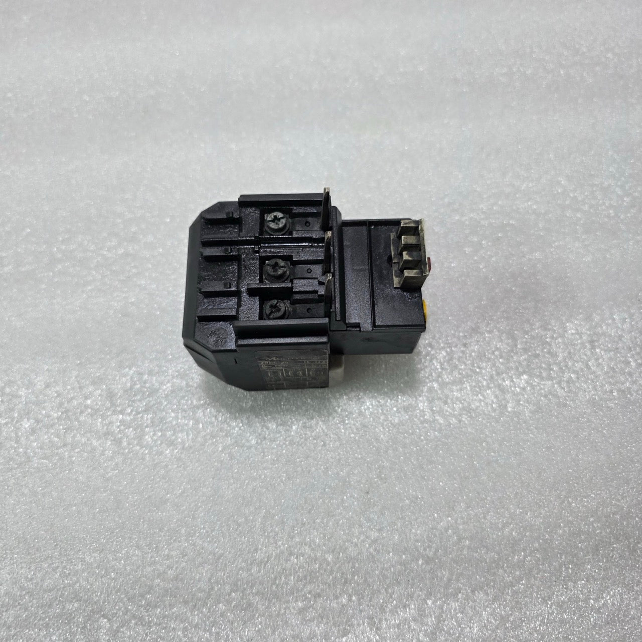 MOELLER ZB65-24 THERMAL OVERLOAD RELAY 16-24A 690V IEC/EN 60947