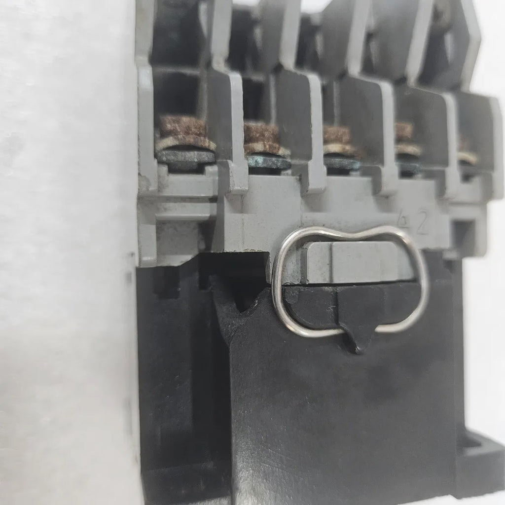 ABB Contactor Body Without Coil Contact Assembly For Parts - FOR PARTS