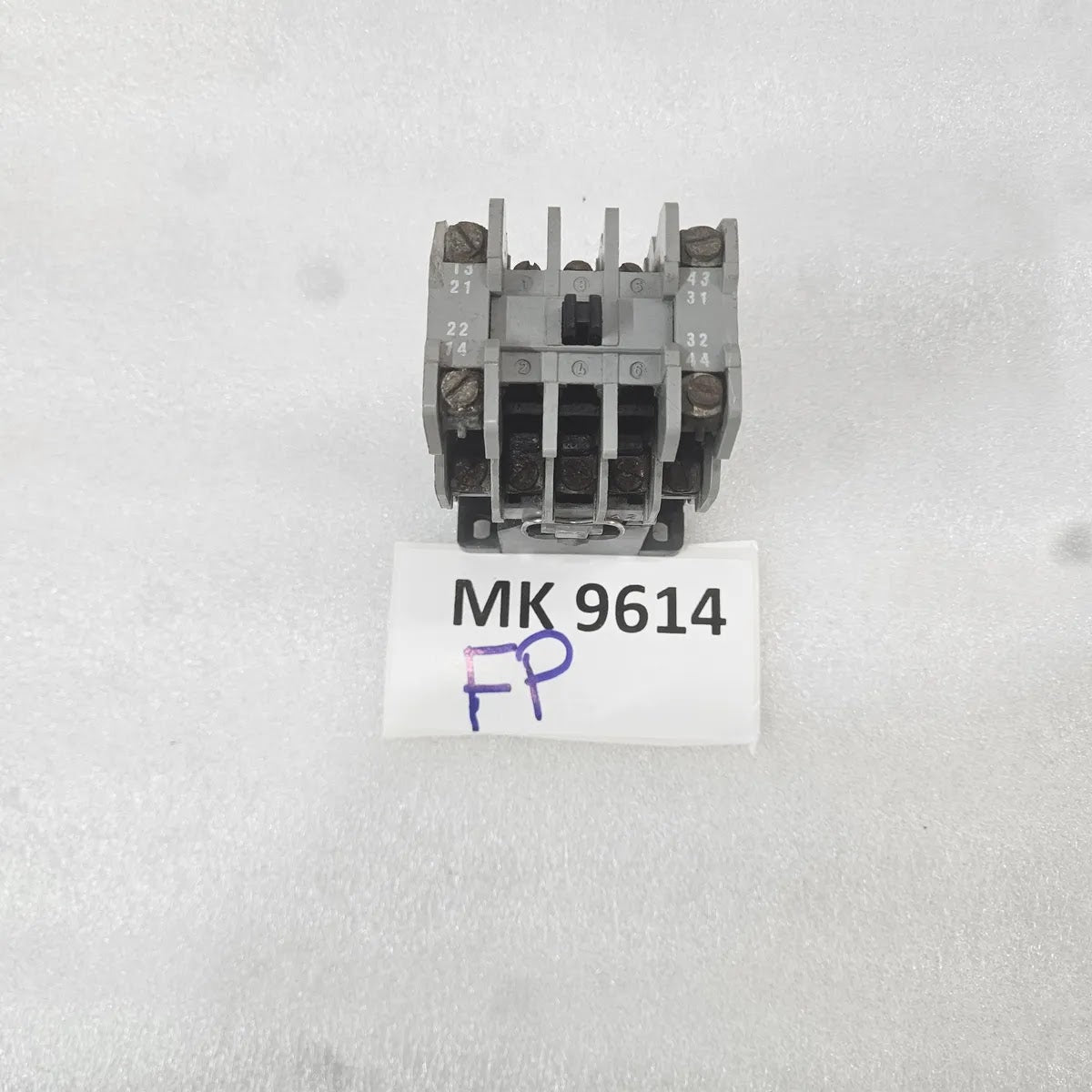 ABB Contactor Body Without Coil Contact Assembly For Parts - FOR PARTS
