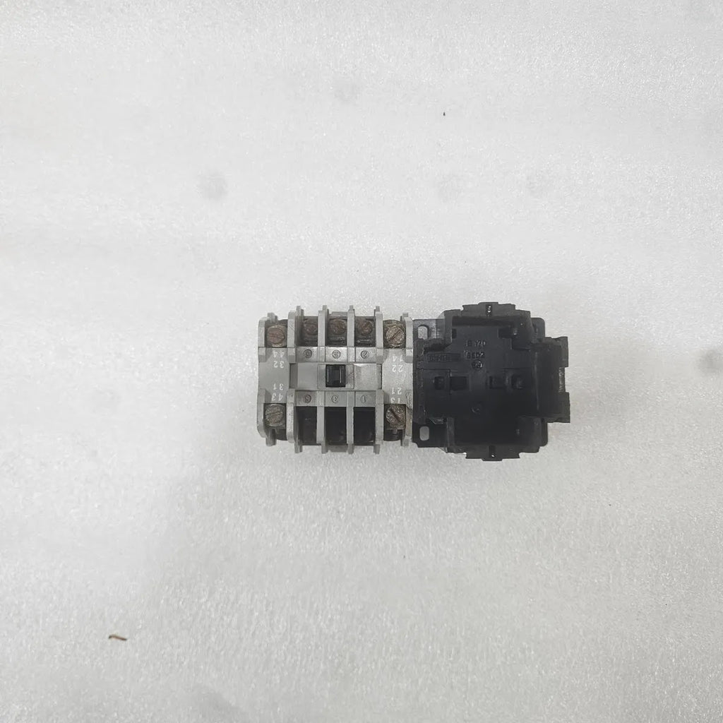 ABB Contactor Body Without Coil Contact Assembly For Parts - FOR PARTS