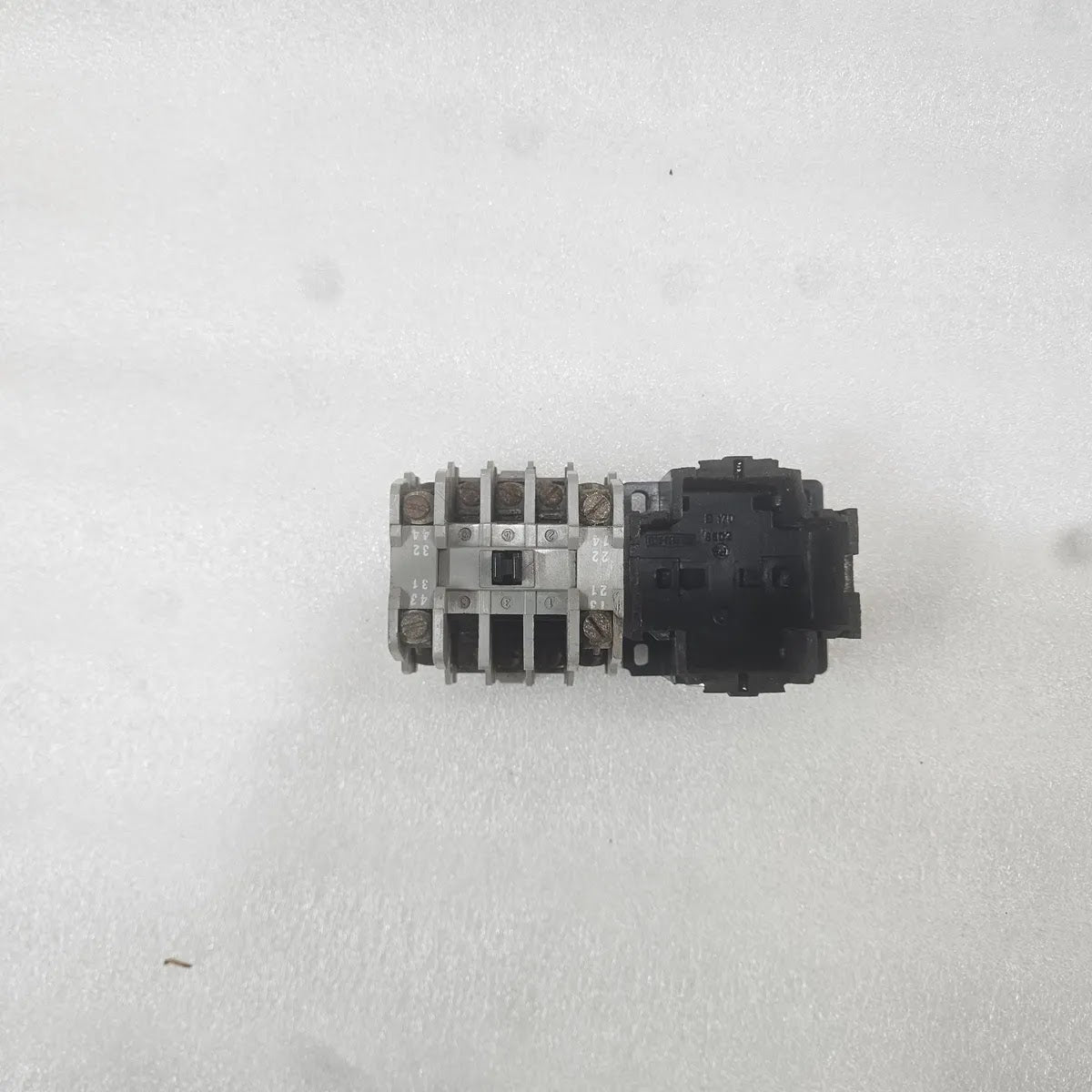 ABB Contactor Body Without Coil Contact Assembly For Parts - FOR PARTS