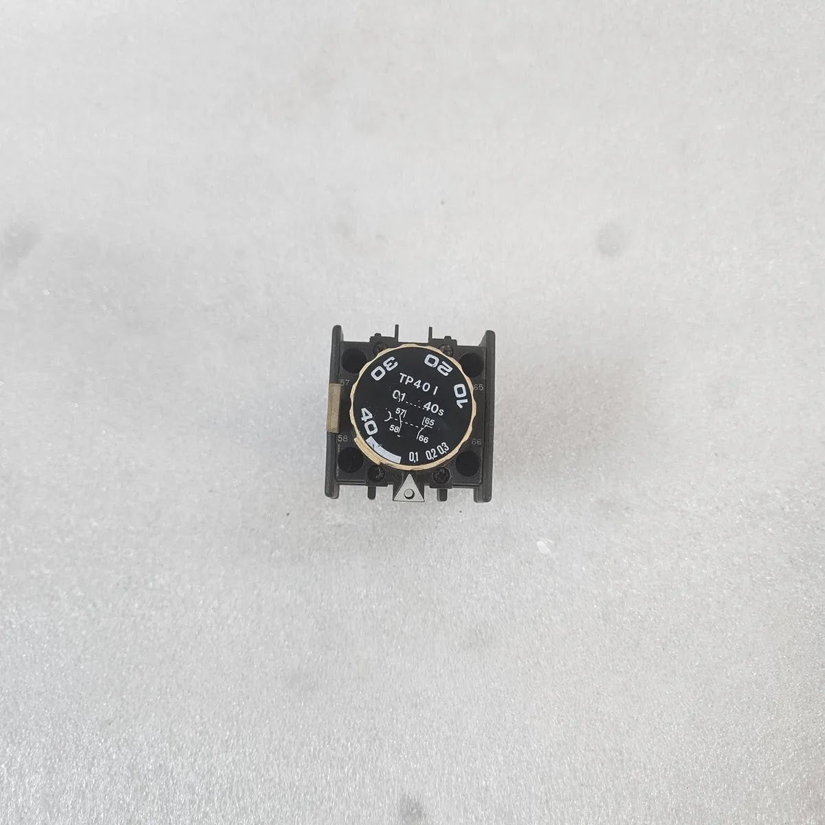 ABB TP40I Timer Module 0.1-40s Ith 10A Ui 690V IEC 947-5-1
