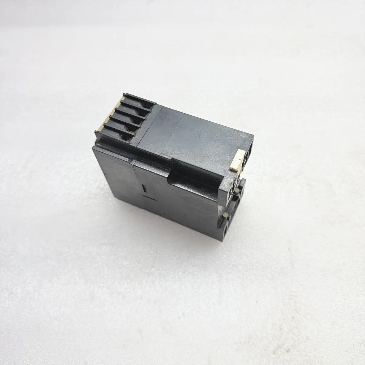 SIEMENS 7PV3440-1GA On-Delay Timer Relay 220V 0.7-15s