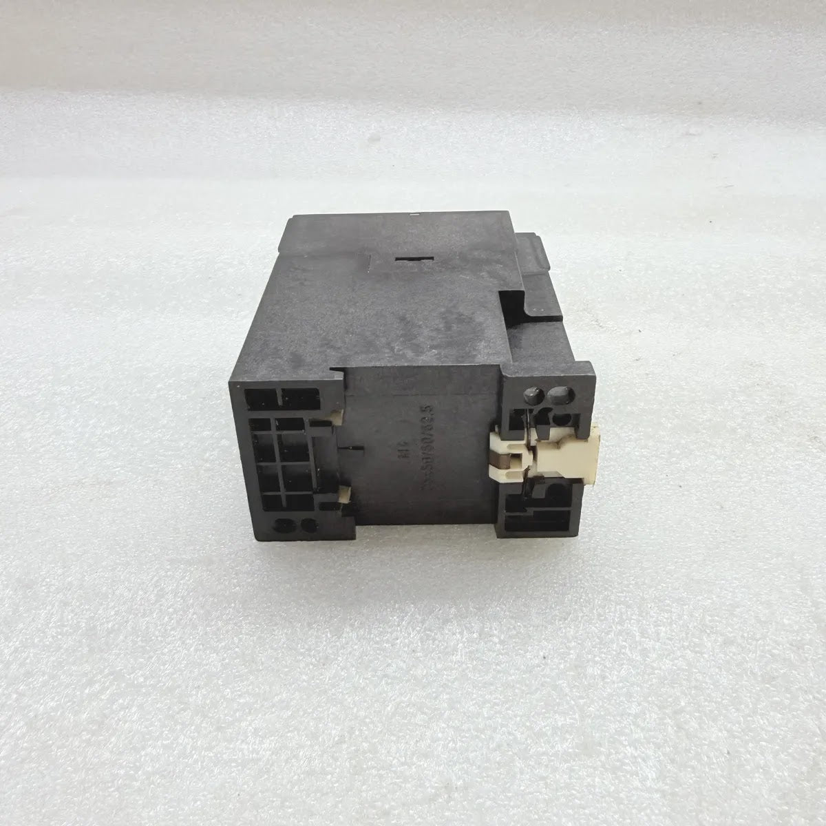 SIEMENS 7PV3440-1GA On-Delay Timer Relay 220V 0.7-15s