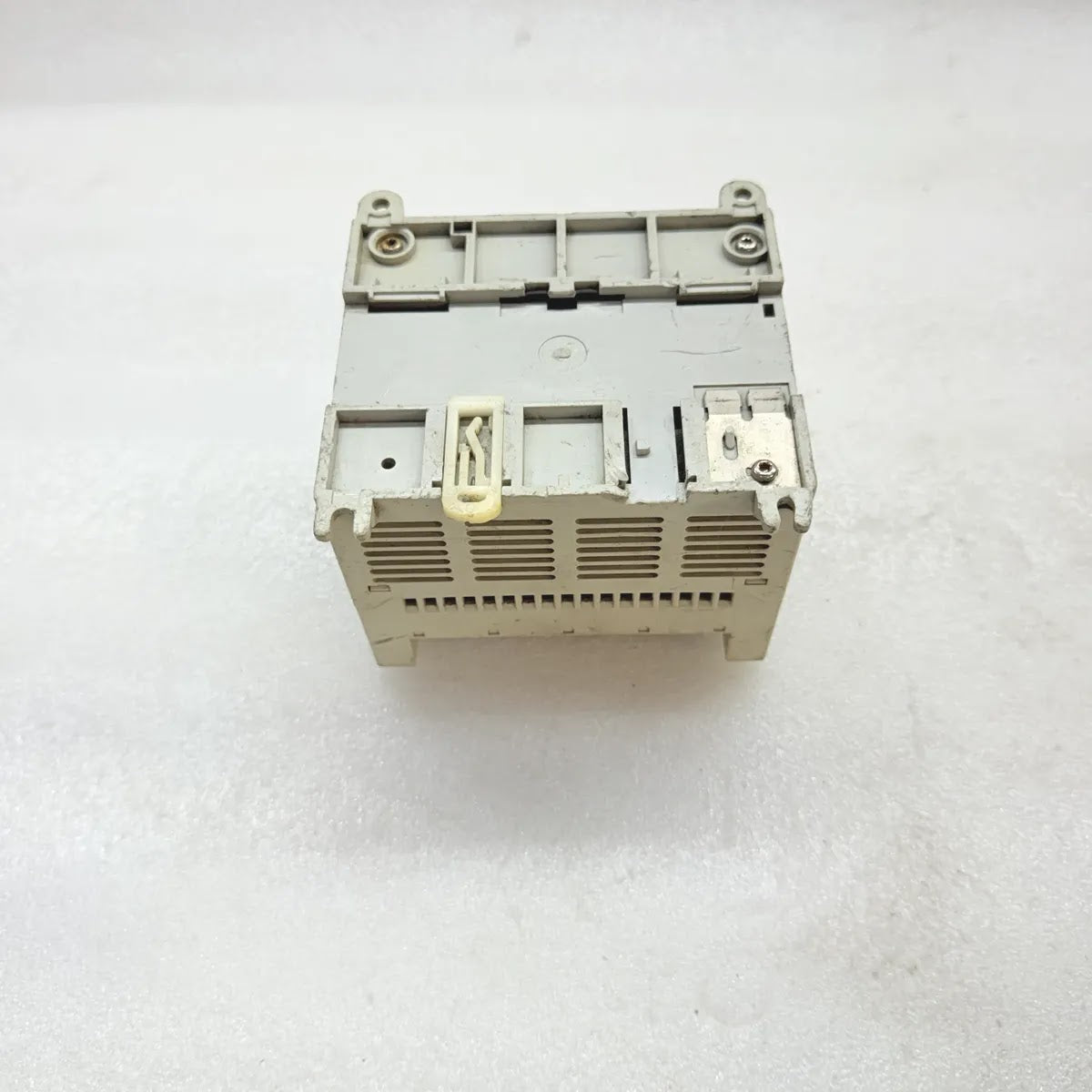A Bradley 1763-L16BBB MicroLogix 1100 Logic Controller 24VDC 16-Point