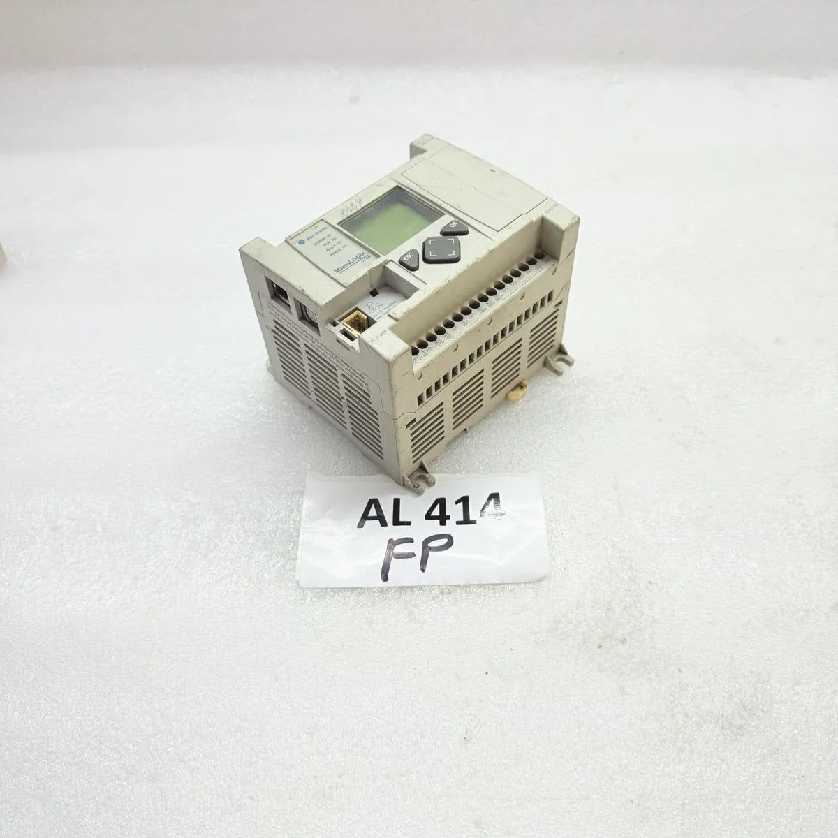 A Bradley 1763-L16BBB MicroLogix 1100 Logic Controller 24VDC 16-Point
