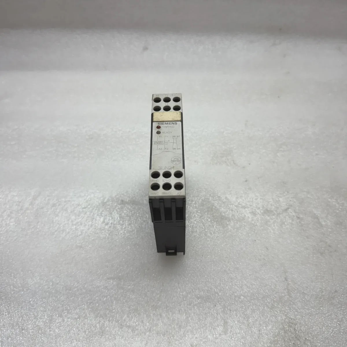 SIEMENS 3UN21 Thermistor Motor Protection Relay 220-240V 50/60Hz
