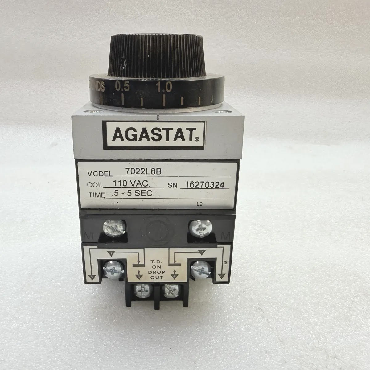 AGASTAT 7022L8B Time Delay Relay 110VAC 0.5-5 Sec