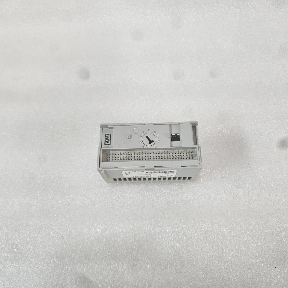 A Bradley 1794-VHSC Flex I/O 2-Point Very High Speed Counter 24VDC 100mA