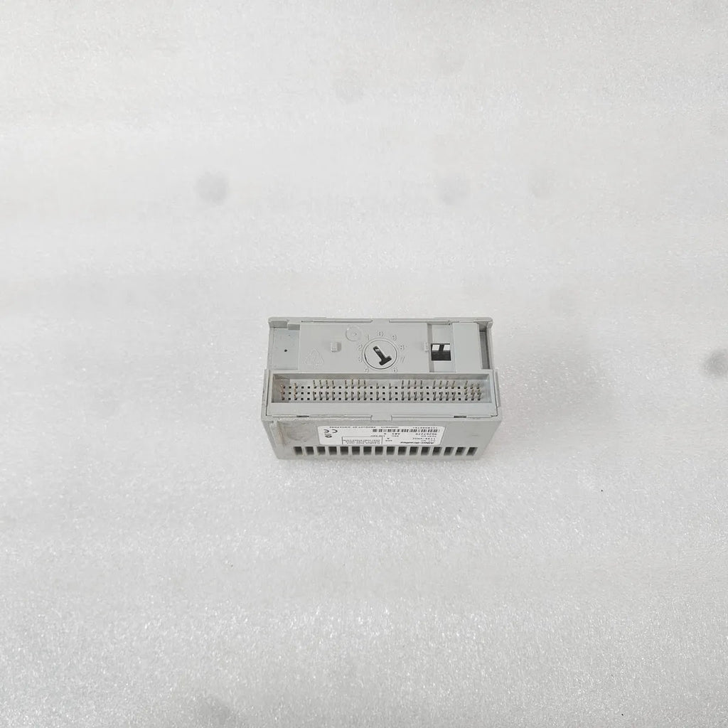 A Bradley 1794-VHSC Flex I/O Very High Speed Counter Module Flexbus 5VDC