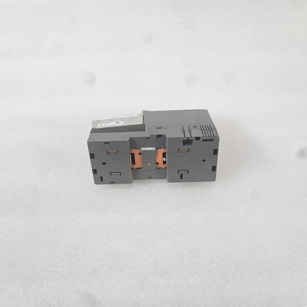 A Bradley 1734-ACNR Point I/O ControlNet Adapter 24Vdc