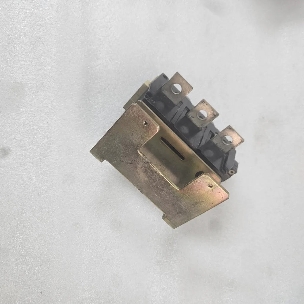 A Bradley 592-EOW16 Overload Relay NEMA A600 120-600V
