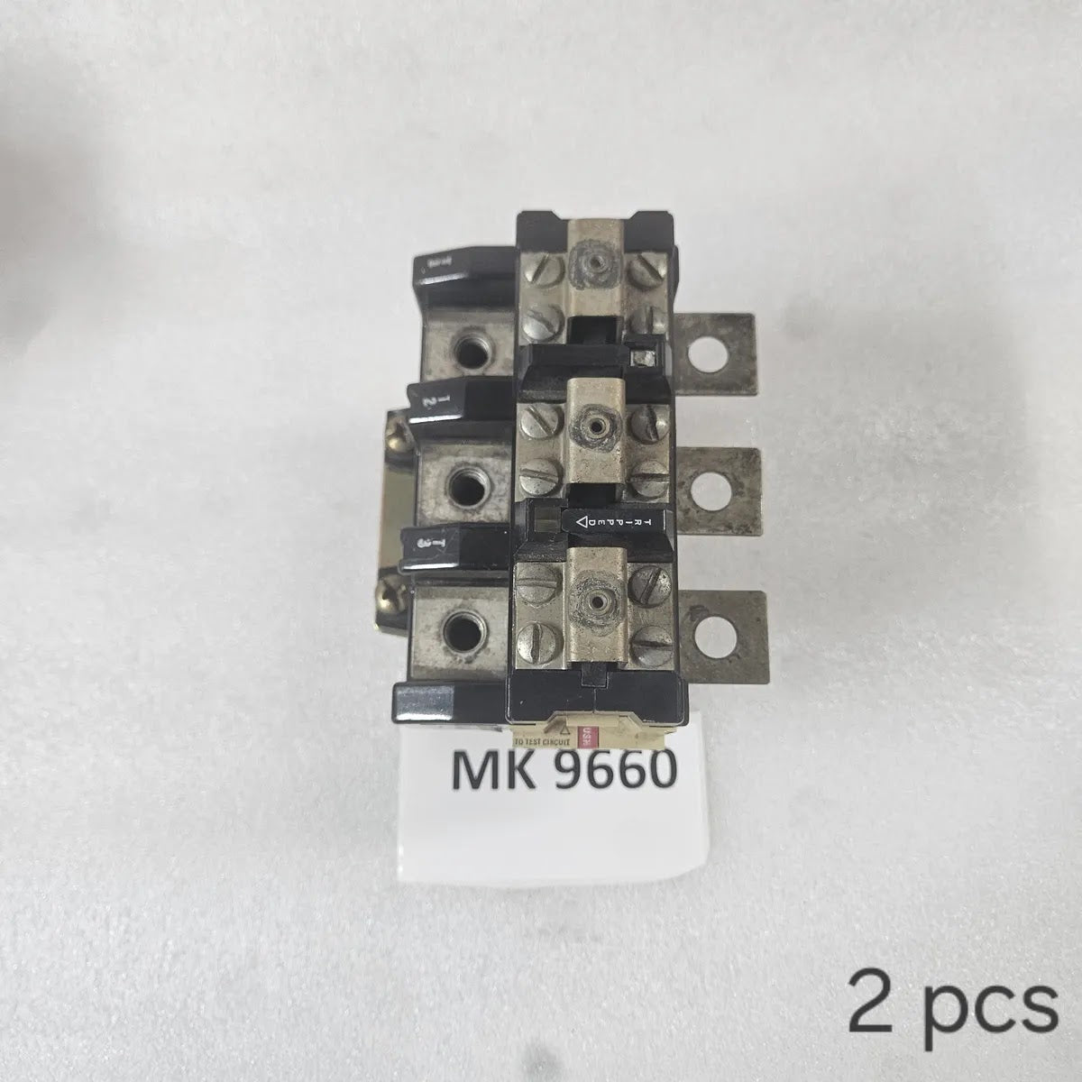 A Bradley 592-EOW16 Overload Relay NEMA A600 120-600V