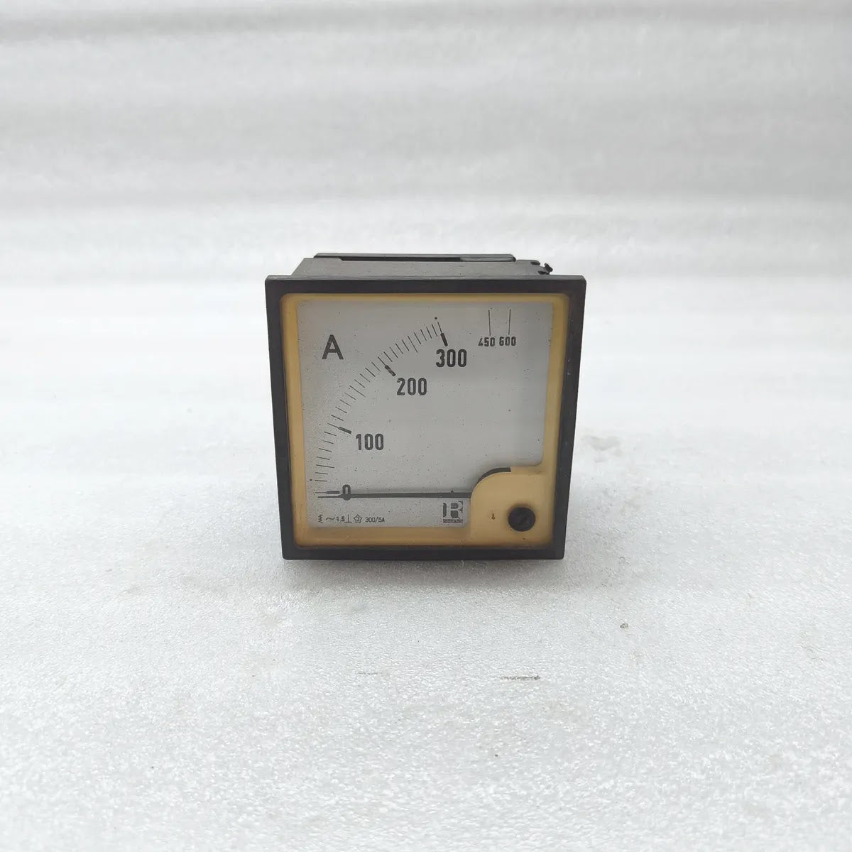 RISHABH Moving Iron Panel Ammeter 0-300A 300/5A