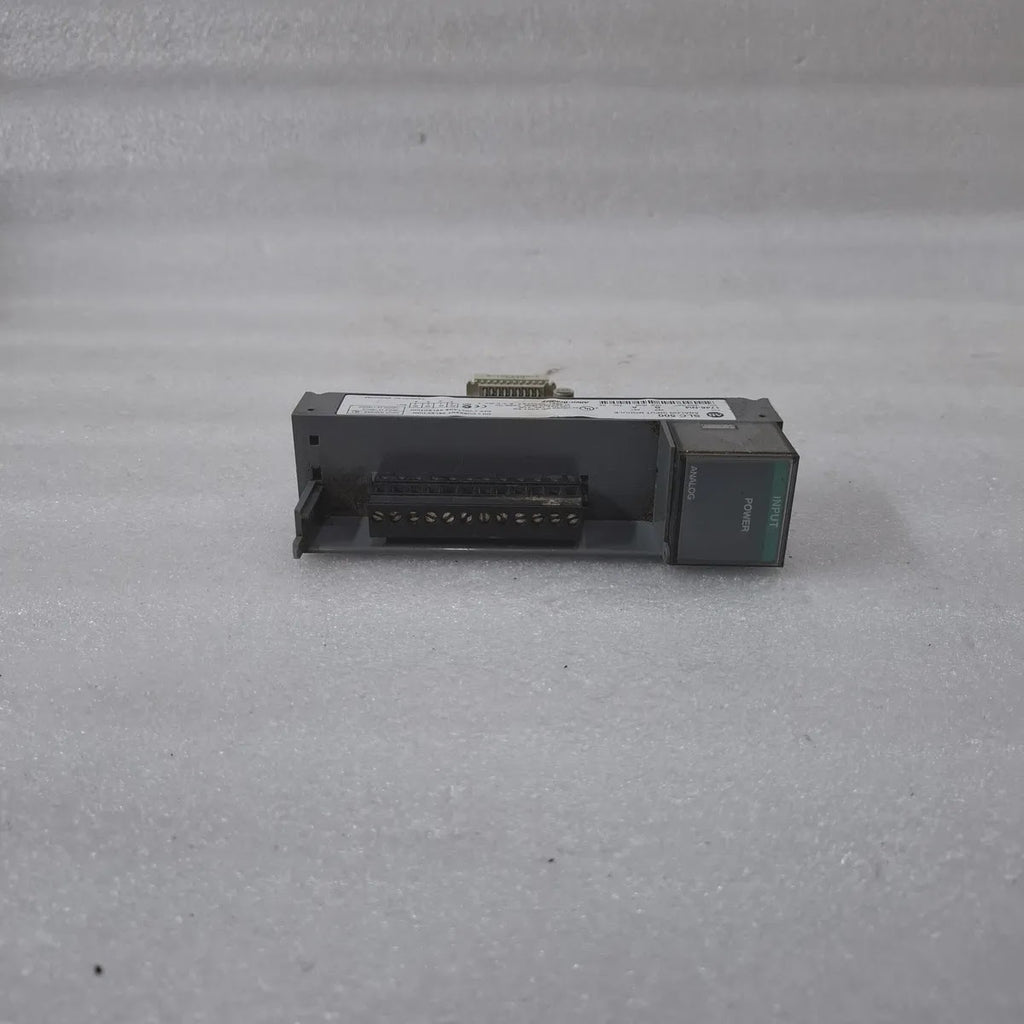 Allen-Bradley SLC 500 1747-L532 PLC System 1746-P3 1746-NI4