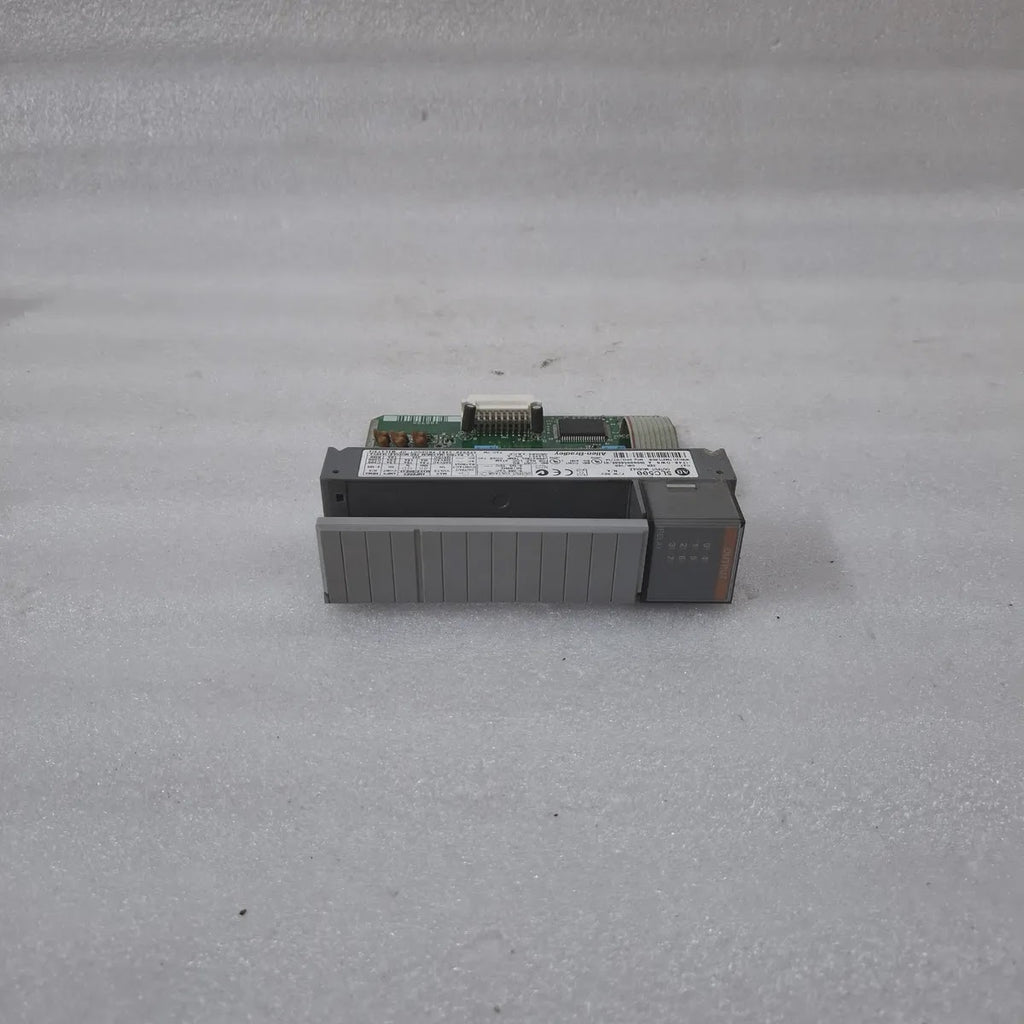 Allen-Bradley SLC 500 1747-L532 PLC System 1746-P3 1746-NI4