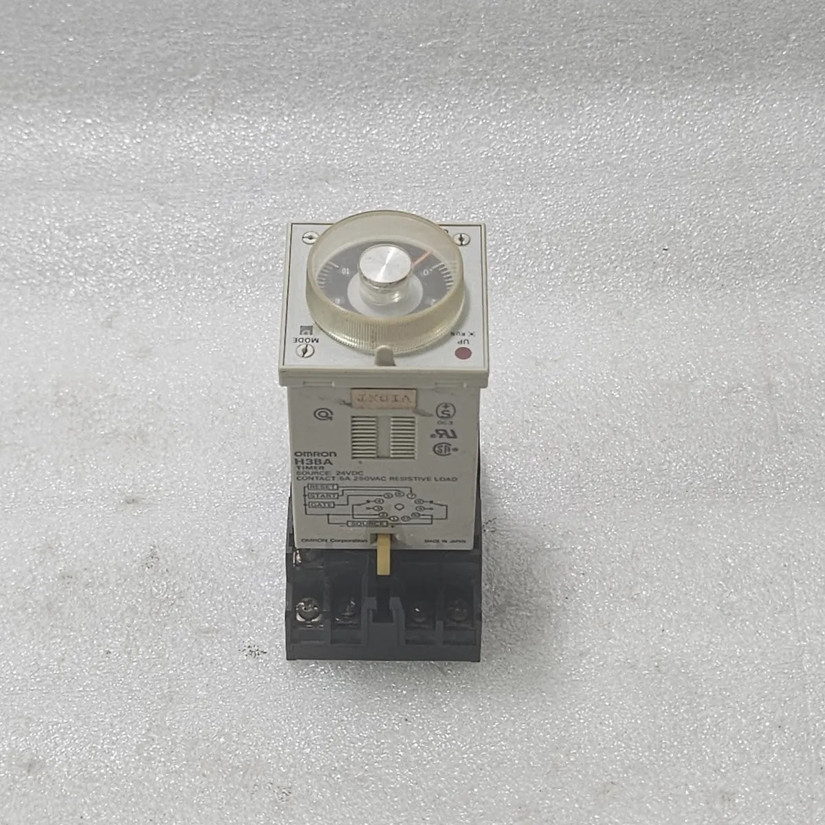 Omron H3BA Timer 24VDC 5A 250VAC with Socket Base