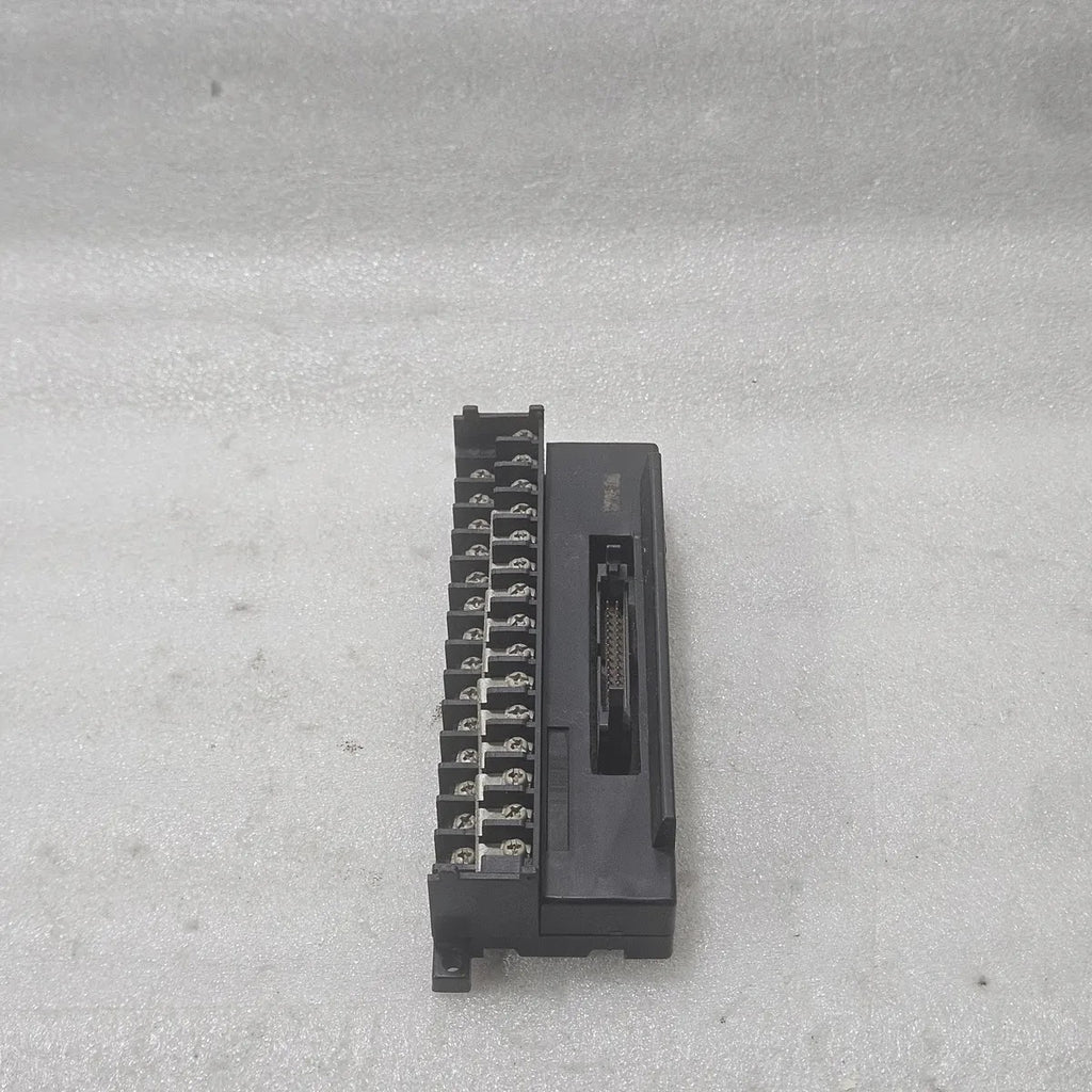 PSD-30V3 Terminal Block Connector Unit 125V 1A