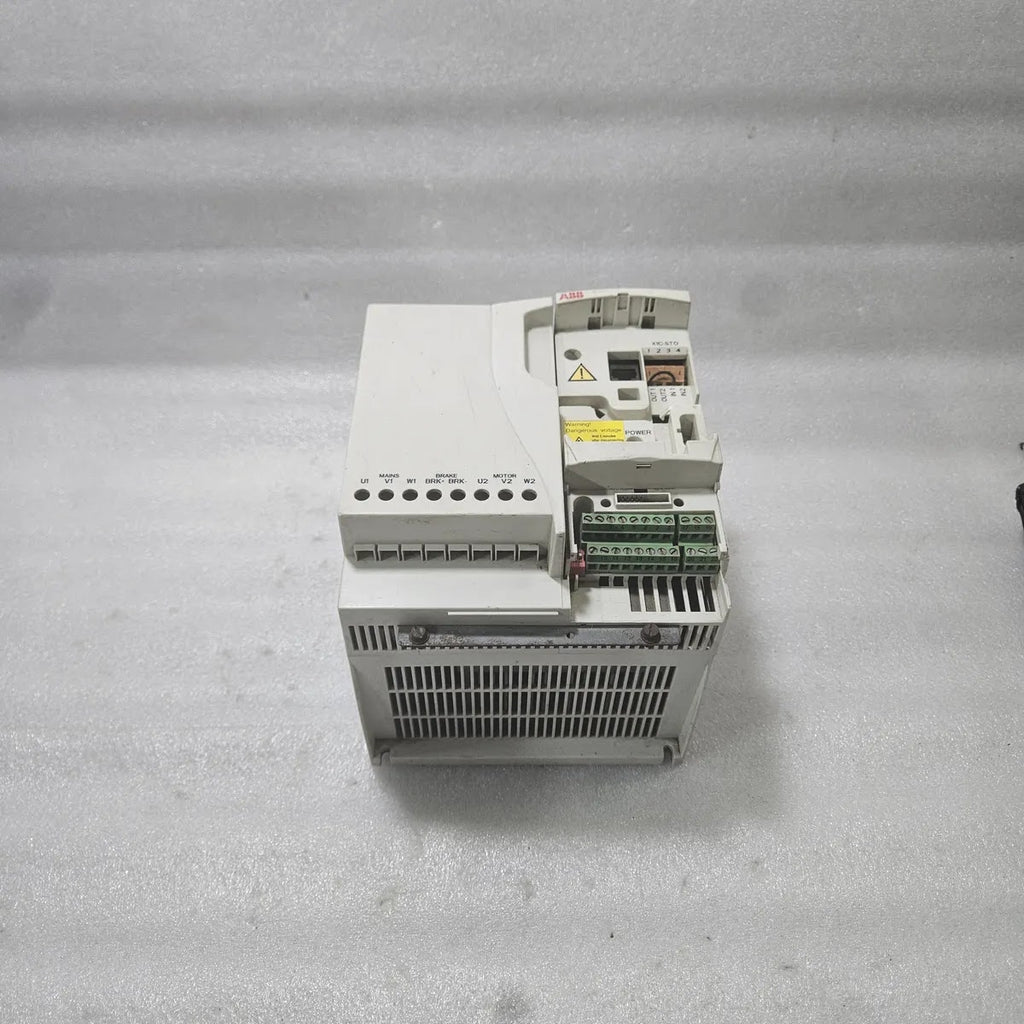 ABB ACS355-03E-12A5-4 VFD Drive 5.5kW 7.5HP Frame R3 - FOR PARTS