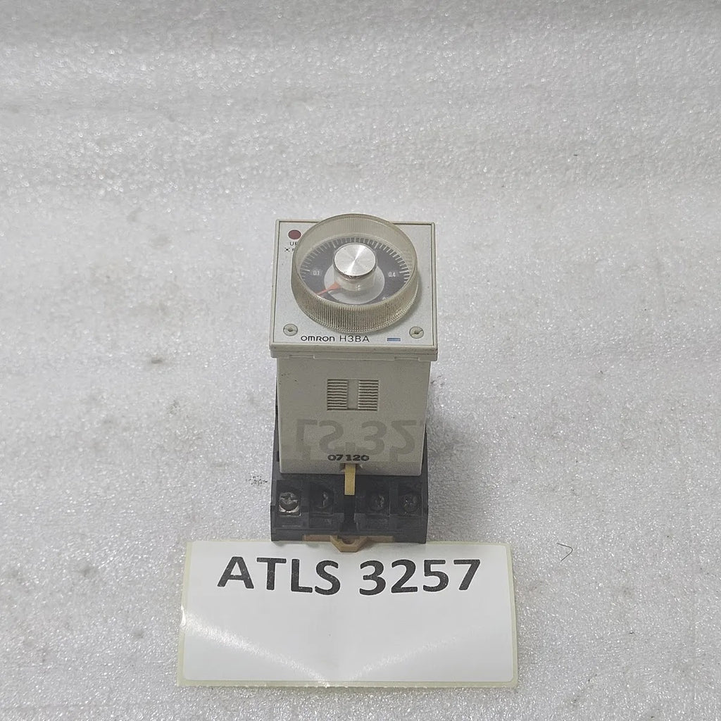 Omron H3BA-8H-305 Timer 100/110/120VAC 5A 250VAC Resistive