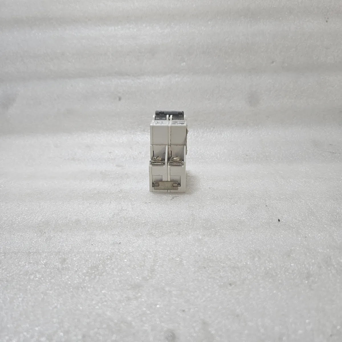 BBC S152 L MCB 16A 2-Pole Miniature Circuit Breaker